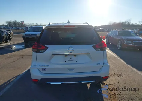2018 Nissan Rogue Sv z USA, uszkodzony, nr VIN KNMAT2MT7JP512990